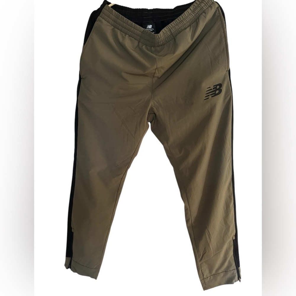 NWOT New Balance Fleece Lined Sweatpants